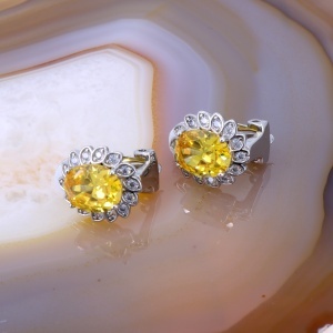 Cercei din Argint cu Prindere Clips completati cu Cristal Galben Zirconia c4297