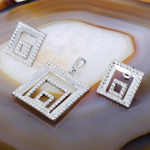 Set din Argint 925 Design Modern forma Geometrica Patrata cu Cristale Zirconia Albe Clare 1385