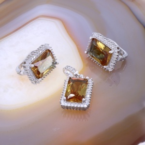 Set din Argint cu Pietre Zultanit si Cristale Zirconia model Emerald cut c1720