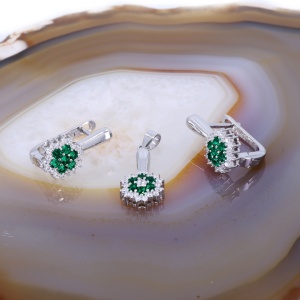 Set din Argint model Floare cu Cristale Zirconia Verzi c1656