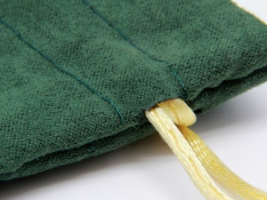Saculet Textil de culoare Verde 68x89 mm - Img 2