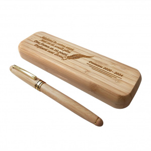 BAMBOO FOUNTAIN PEN AND BOX ENGRAVED WITH TEACHER'S MESSAGE
