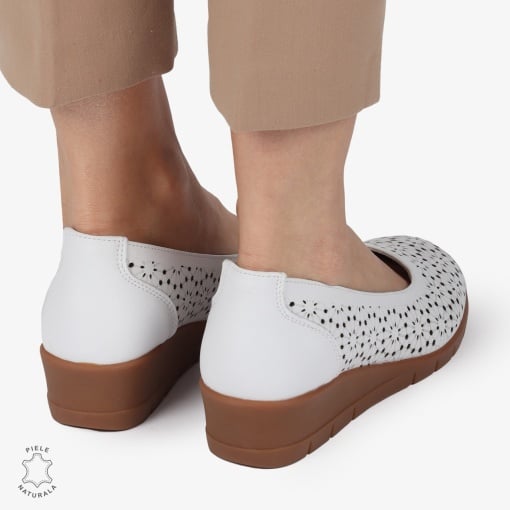 Balerini dama din Piele Naturala cu talpa groasa si Perforati LF01381 ALB - Img 4