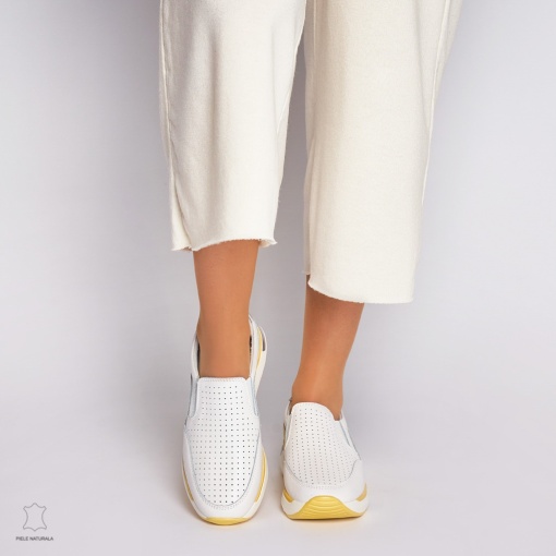 Pantofi casual de dama din piele naturala cu talpa platforma LF0015 Alb cu galben - Img 2