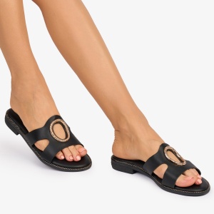 PAPUCI dama din Piele ECOLOGICA CU CATARAMA AURIE IN MIJLOC LF1085 CULOARE: NEGRU - Img 2