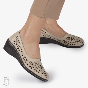 BALERINI dama din Piele naturala PERFORATA SLIP-ON CU TOC MIC LF1362 BEJ