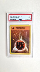 Fighting Energy #034/034 Pokémon Holidays (Engels) PSA Mint 9 - Img 2