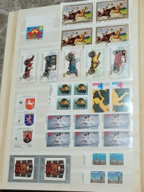 Album filatelic A4 cu minicolectie - Img 4
