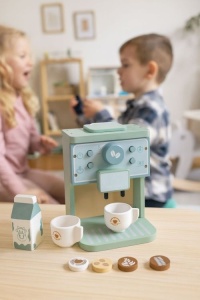 Drveni aparat za kafu za decu – barista set, 8 delova – ECOTOYS - Img 10