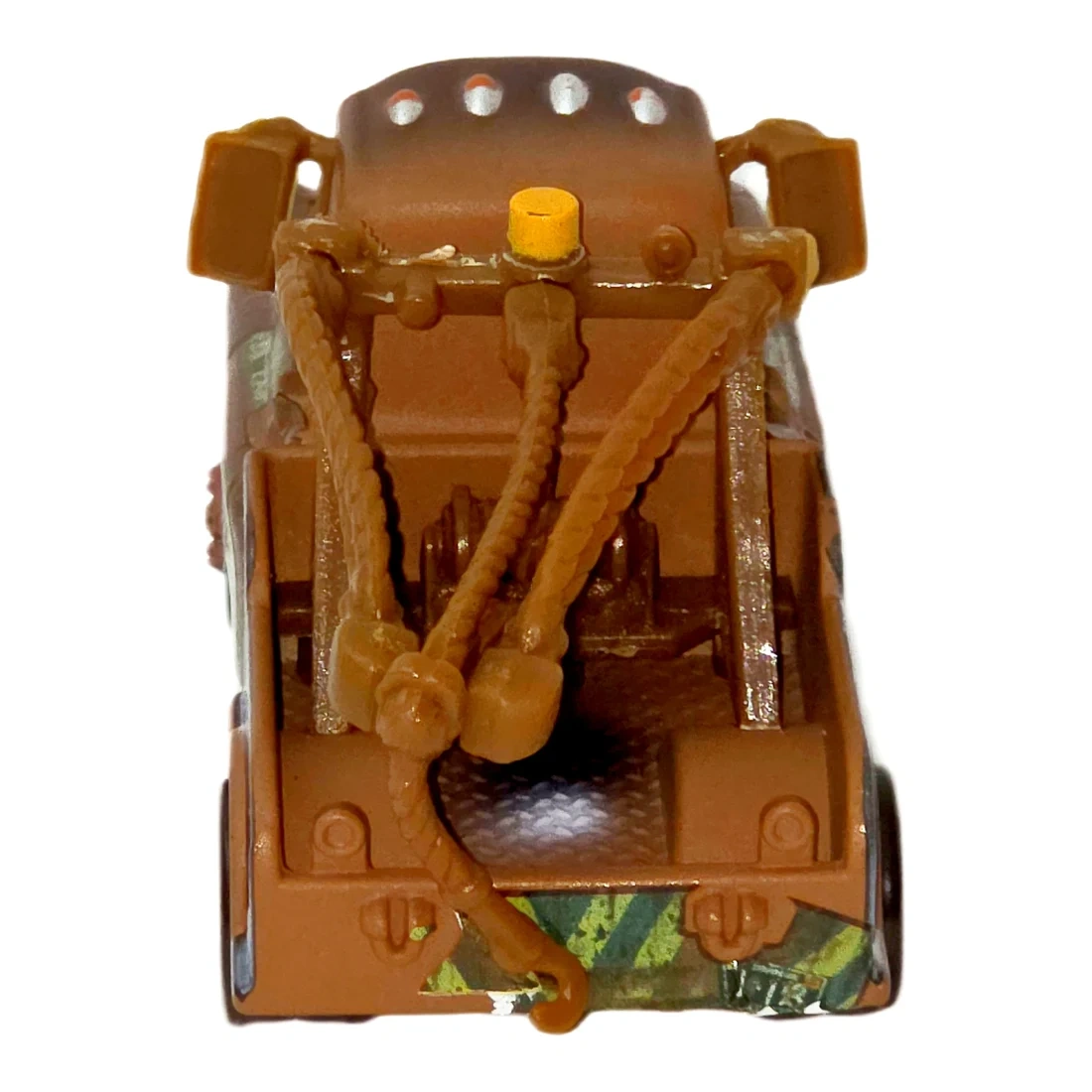 Mater — Camion de tractare maro