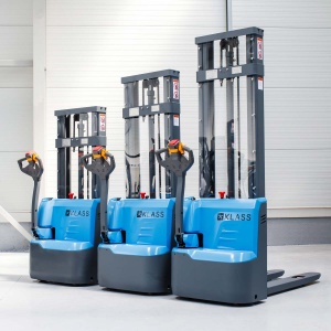 CDD12R-EN Transpalet electric cu catarg 1.200 kg, inaltime de ridicare 2.500 - 3.500 mm - Img 8
