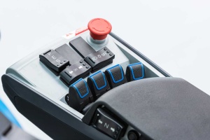 CPD25-GB2LI-S Stivuitor electric 2.500 kg, inaltime de ridicare 4.700 mm, controller FINGERTIPS - Img 2