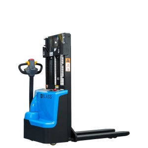 WS15H-B Transpalet electric cu catarg 1.500 kg, inaltime de ridicare 2.000 - 3.500 mm