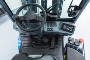 CPD25-GB2LI-S Stivuitor electric 2.500 kg, inaltime de ridicare 4.700 mm, controller FINGERTIPS - Img 12