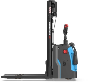 RSL161 Transpalet electric cu catarg 1.600 kg, inaltime de ridicare 5.500 mm - Img 4