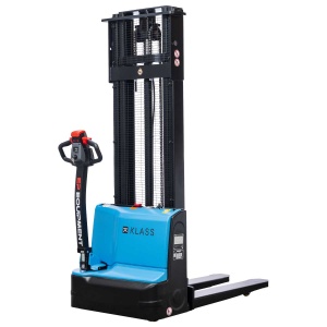 DS3 Transpalet electric cu catarg 1.500 kg, baterie Li-Ion, inaltime de ridicare 2.000 mm - 4.100 mm