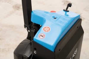 EPT20-15ET2H, Transpalet electric, 1.500 kg, baterie AGM, depozit frigo - Img 2