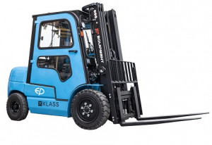EFL302 CAB, Stivuitor electric 3 t, cu ridicare maxima 4.800 mm, baterii Li-Ion, cu incarcare rapida, nivel echipare PACK - Img 3