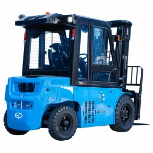EFL503-HV-6 Stivuitor electric 5.000 kg, catarg triplex, cabina inchisa si incalzita