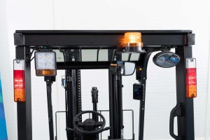 CPD18TVL, Stivuitor electric 1.800 kg, cabina deschisa, inaltime de ridicare 4.800 mm - Img 12