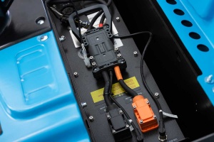 SL25GA Transpalet electric cu platforma 2.500 kg, baterie Li-Ion, incarcare rapida - Img 7