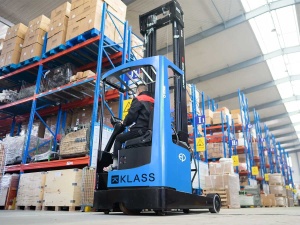 CQD16L, Stivuitor lateral 1.600 kg, baterie Li-Ion, inaltime maxima de ridicare 7.500 mm - Img 2