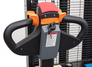 CDD15J Transpalet electric cu catarg 1.500 kg, inaltime de ridicare 2.000 - 3.500 mm - Img 8