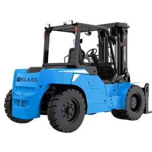 EFL803-6, Stivuitor electric 8.000 kg, catarg triplex, cabina inchisa si incalzita