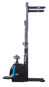 ES16-RS, Transpalet electric catarg triplex 1.600 kg, cu platforma, baterii Li-Ion, ridicare maxima 5,5 m - Img 3