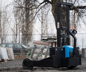 VH-WS-150 Transpalet electric pentru teren accidentat 1.500 kg, inaltime de ridicare 1.600 mm - Img 7