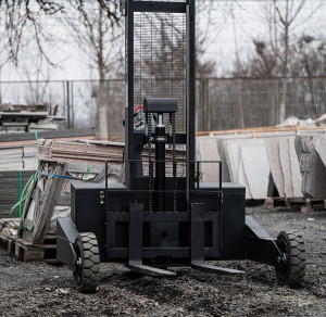 VH-WS-150 Transpalet electric pentru teren accidentat 1.500 kg, inaltime de ridicare 1.600 mm - Img 8