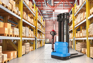 EST124 Transpalet electric cu catarg 1.200 kg, inaltime de ridicare 2.500 - 3.000 mm - Img 2