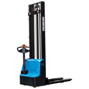 CDD12R-EN Transpalet electric cu catarg 1.200 kg, inaltime de ridicare 2.500 - 3.500 mm