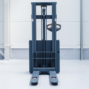 CDD12R-EN Transpalet electric cu catarg 1.200 kg, inaltime de ridicare 2.500 - 3.500 mm - Img 19