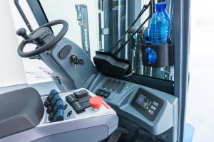 CPD25-GB2LI-S Stivuitor electric 2.500 kg, inaltime de ridicare 4.700 mm, controller FINGERTIPS - Img 5
