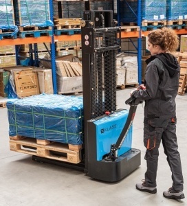 ESL122 Transpalet electric cu catarg 1.200 kg, inaltime de ridicare 2.700 - 3.600 mm - Img 2