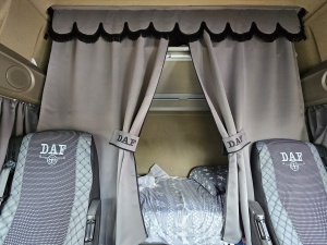 Set complet perdele DAF cu franjuri