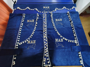 Set complet perdele MAN cu ciucuri rotunzi