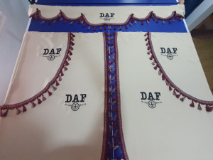 Set complet perdele DAF cu ciucuri