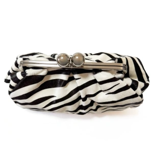 14 | ZEBRA - Img 3