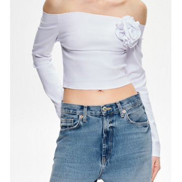 Crop top cu decolteu bardot - Img 6
