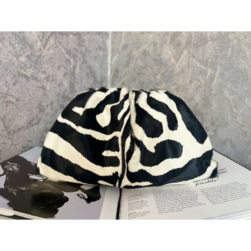 The Clutch | Print | MAXI | Zebra - Img 3