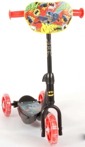 Trotineta E&L Batman cu trei roti, pentru copii 26 ani, greutate maxima 20 kg