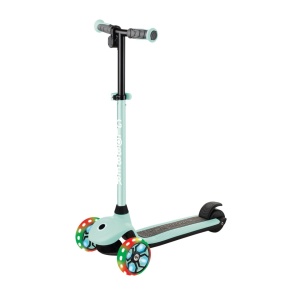 Trotineta Globber E-MOTION 4, ghidon reglabil pe inaltime, roti cu LED, motor 80W, autonomie 8-10 km, culoare verde - Img 3