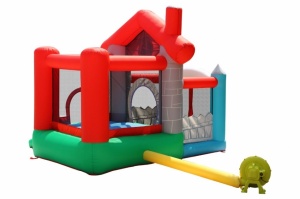 Saltea gonflabila Happy House cu loc de joaca cu bile, tobogan si spatiu pentru sarituri - Img 2