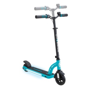 Trotineta Globber E-MOTION 11, platforma cu LED, clopotel ghidon, motor 200W, autonomie 9-11 km, viteza maxima 15mk/h