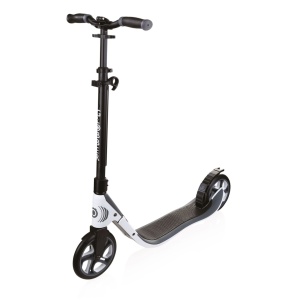 Trotineta Globber ONE NL 205, pliere cu clema în 1 secundă, ghidon reglabil 3 nivele, rulmenti ABEC 7, culoare alb