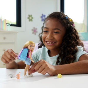 BARBIE PAPUSICA CHELSEA CU RUCSAC PENTRU COACEREA BRIOSELOR - Img 3