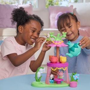 GABBYS DOLLHOUSE FAIRYLANDIA SET DE JOACA PETRECERE CU CEAI CU FIGURINE SI ACCESORII - Img 6