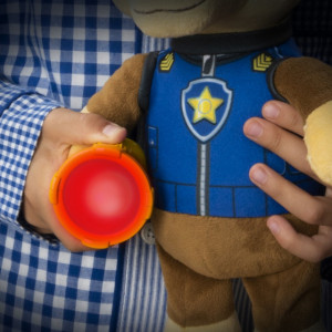 Jucarie de Plus Paw Patrol, Chase Snuggle Up, 30cm - Img 3
